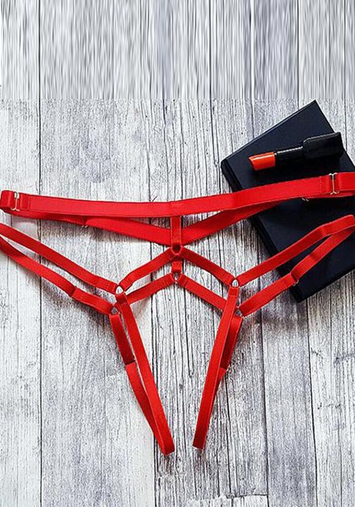 String transparent pour femmes avec un joli derrière