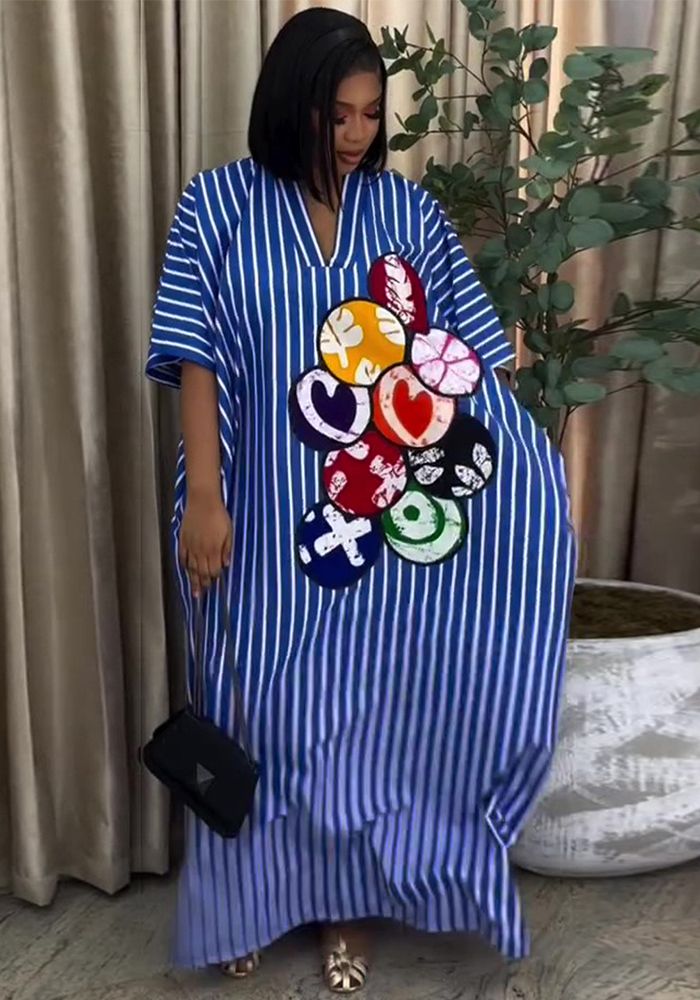 Robe Maxi Vacances Rayée Bleue et Blanche pour Femmes Grande Taille Africaine de Printemps