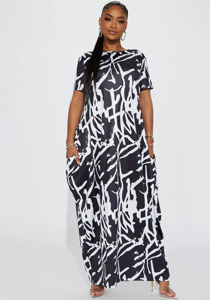 Robe Maxi Femme Décontractée Imprimée Noir et Blanc à Manches Courtes et Col Rond