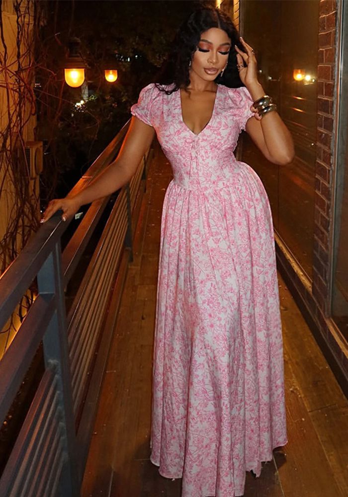 robe longue plissée élégante à imprimé pour femmes avec décolleté en V et manches bouffantes chic