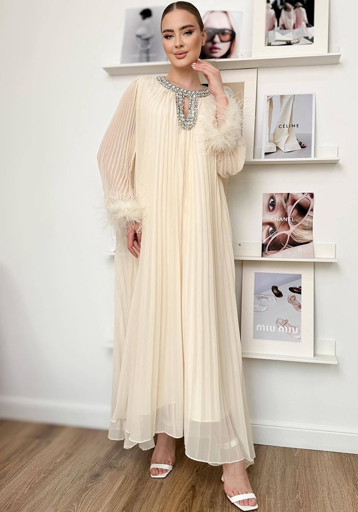 Robe Élégante Unie à Col Rond pour Femmes avec Panneaux en Fausse Fourrure et Plis en Diamant