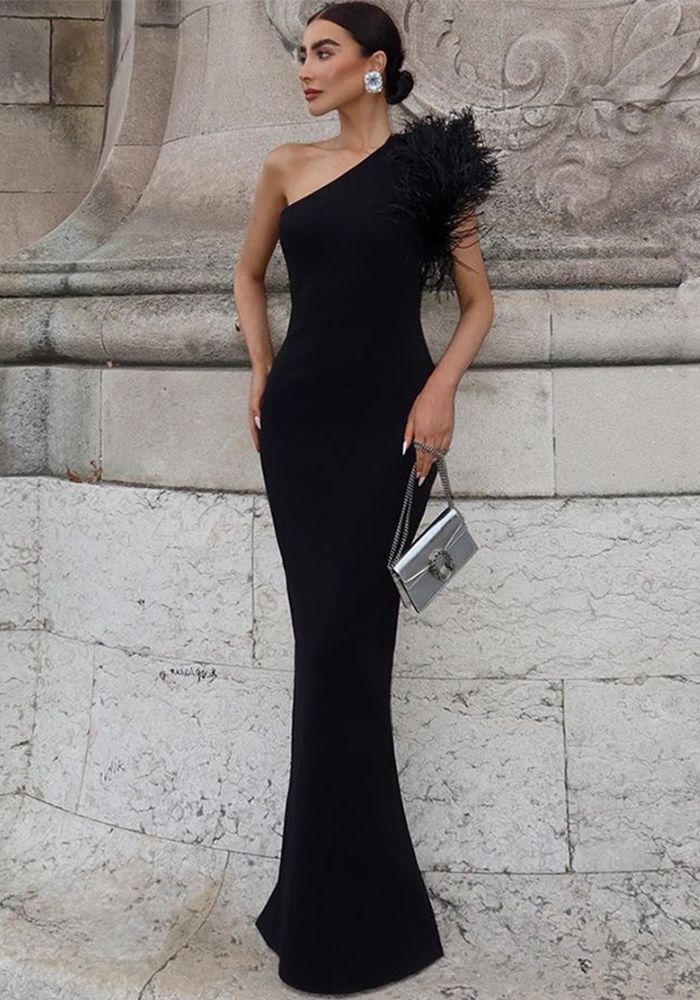 Robe de Soirée Femme à Épaule Dégagée en Patchwork avec Plumes