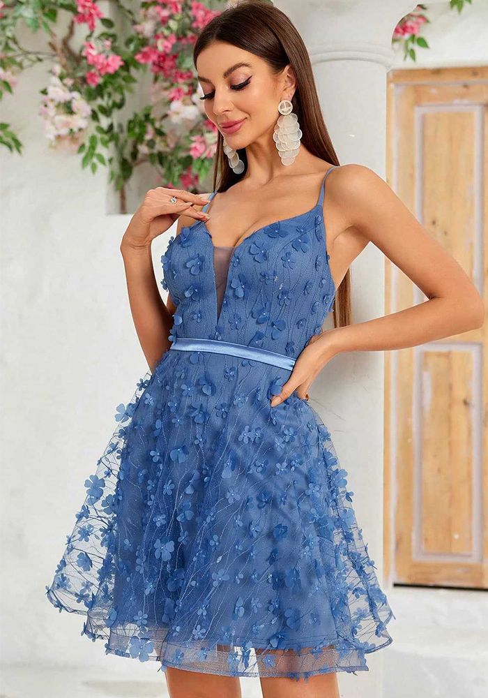 Robe de fête mini sans manches à bretelles pour femmes