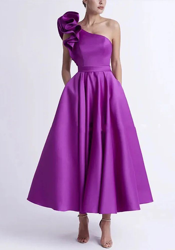 Robe de bal longue à volants et épaules dénudées pour femmes