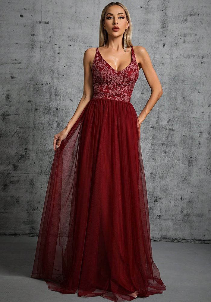 Robe de Soirée Longue Évasée Élégante à Col V