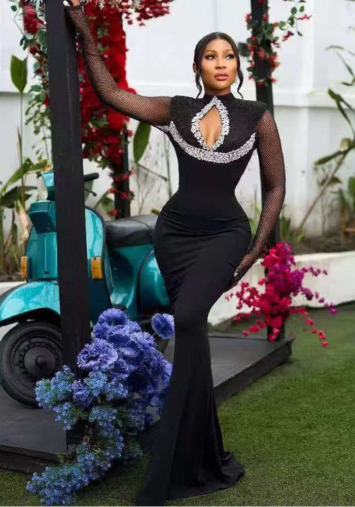 Robe de soirée en bandage en maille noire pour femmes à manches longues