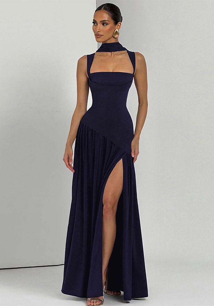 Robe d'hiver pour femmes, chic avec bretelles et fente, couleur unie
