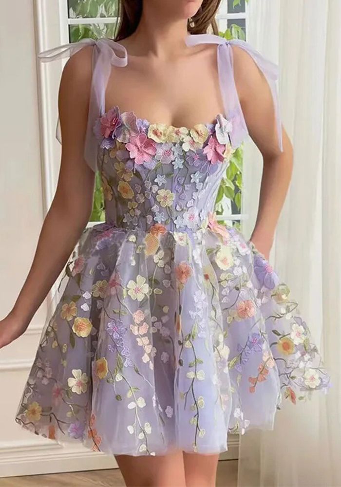 Robe Courte Femme à Bretelles Fines en Maille Violet avec Décoration de Fleurs Brodées