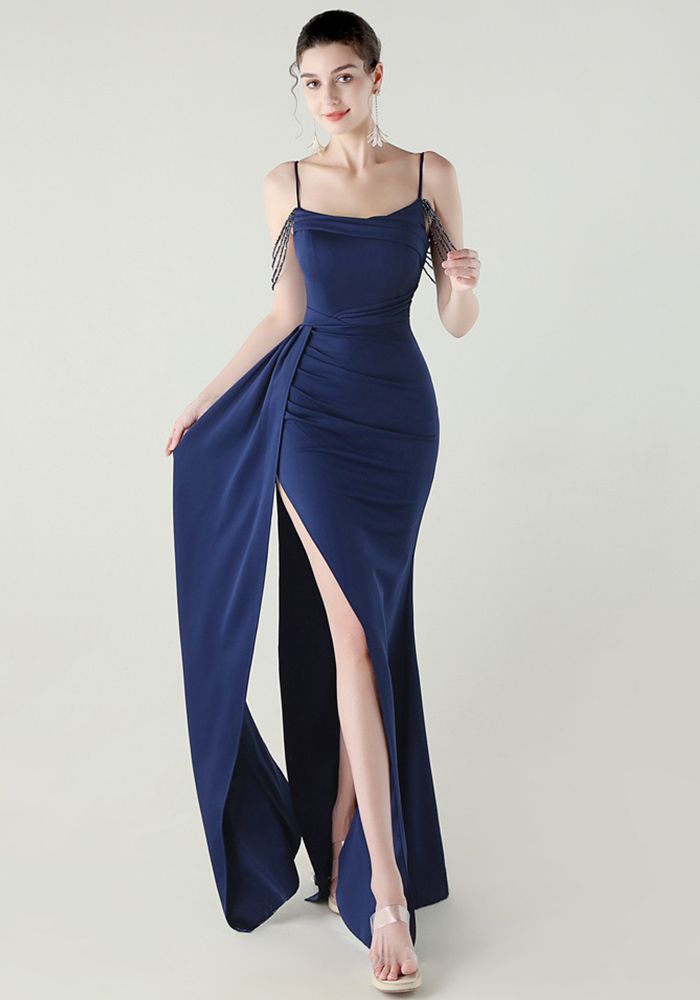 Robe de soirée en satin sans bretelles avec chaîne perlée pour femmes