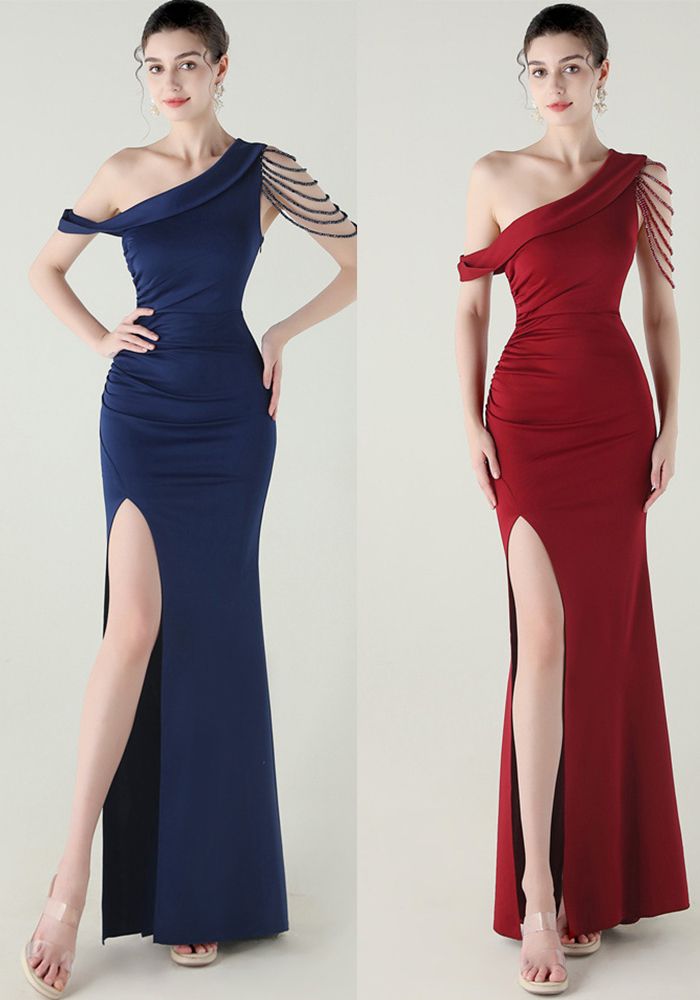Robe de soirée plissée en satin à une épaule ornée de perles pour femmes
