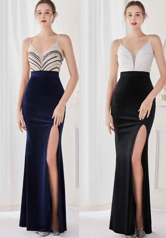Robe de cocktail formelle du soir à bretelles en V bleu foncé avec patch en sequins de printemps