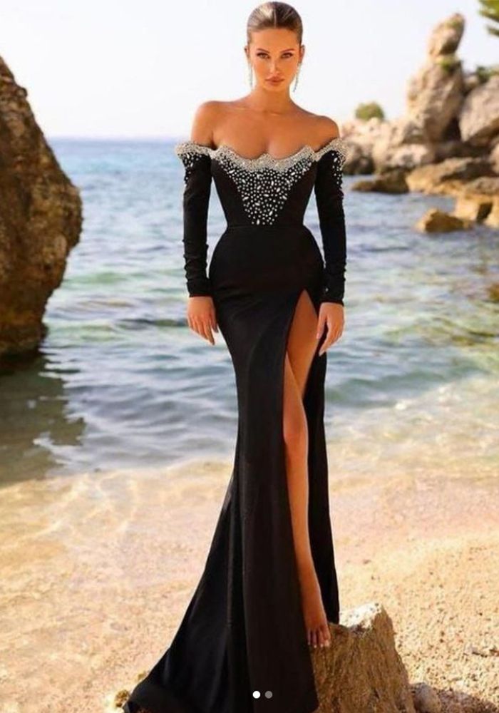 Robe de Soirée Longue à Manches Longues en Velours Noir de Luxe pour Femmes avec Chaîne de Perles et Fente